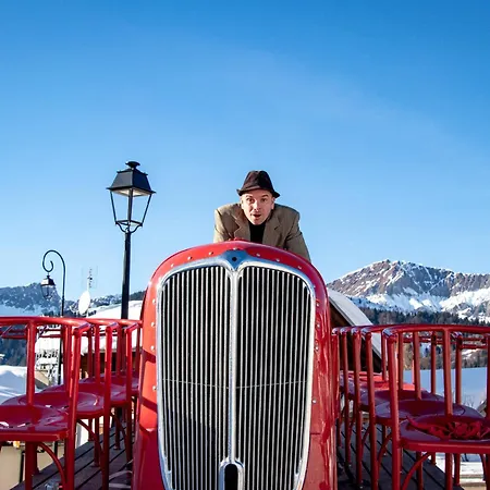 Skis Aux Pieds Avec Balcon Et Vue A - Fr-1-505-51 *